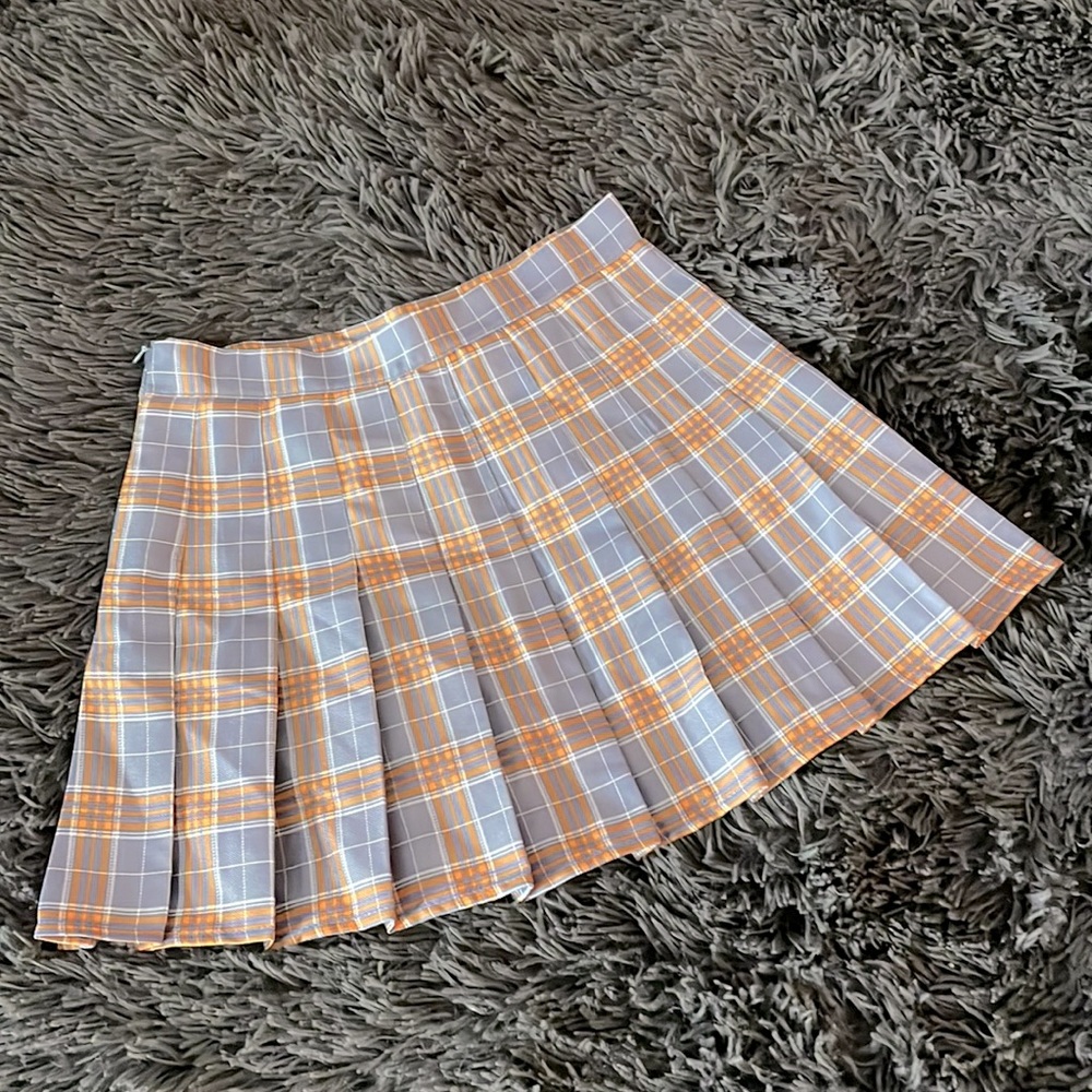 Mini Pleated Plaid Skirt (NWOT)